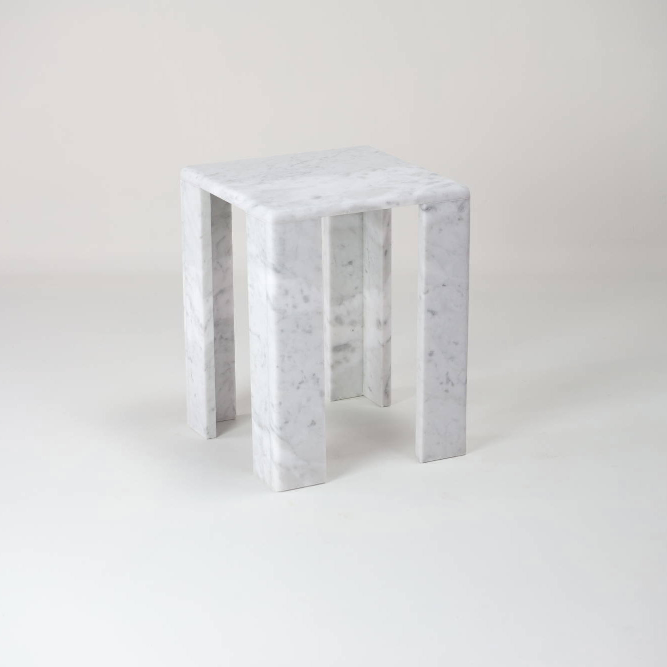 ChunkY02 - Carrara marble side table